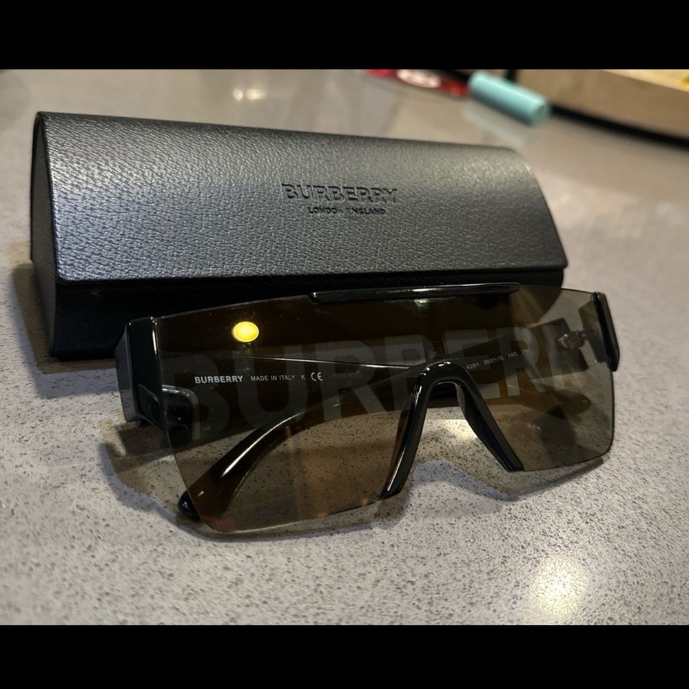 Burberry sunglasses